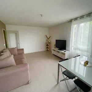 https://t2-cosy-spacieux.hotels-rhonealpes.com